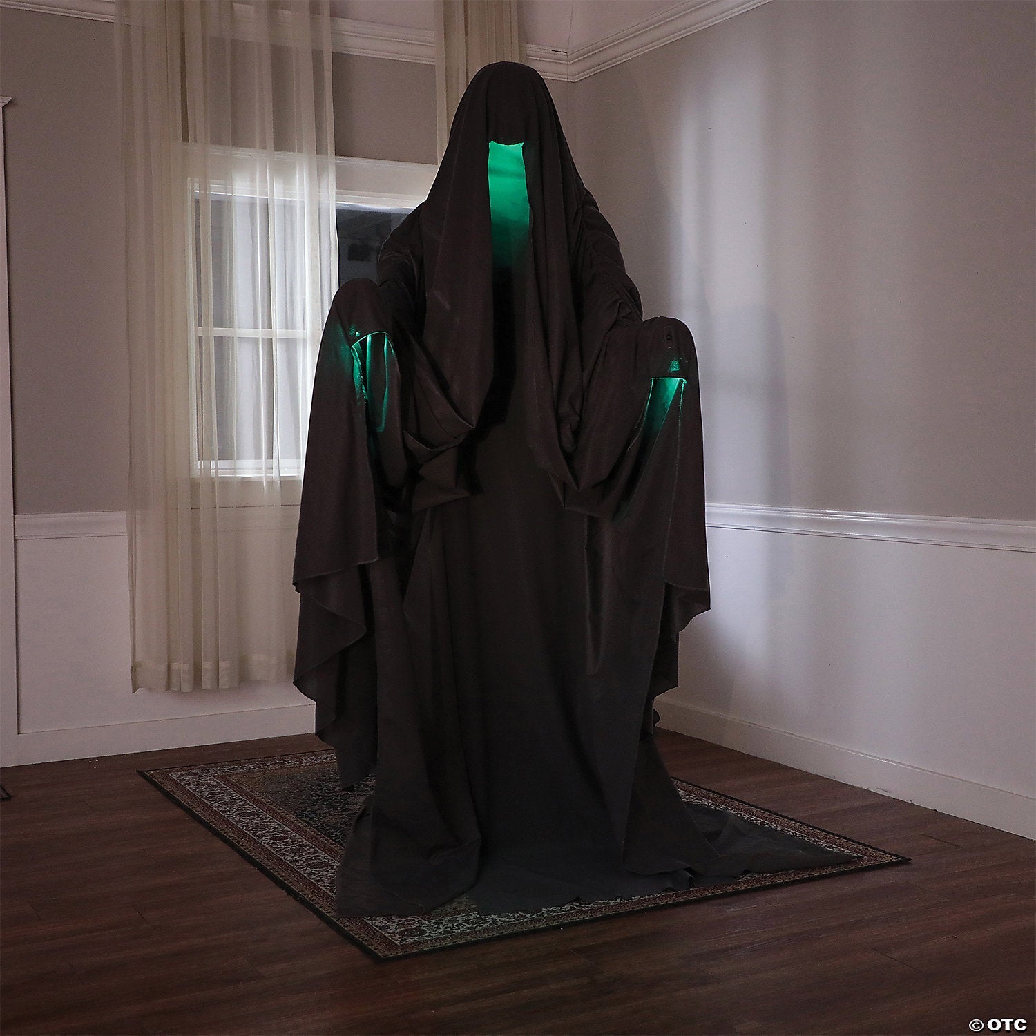 72-hooded-phantom-animated-prop