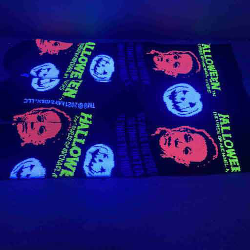 Classic Horror Shop Halloween Michael Myers Blacklight Crew Socks - CRM04QEMRXPP00