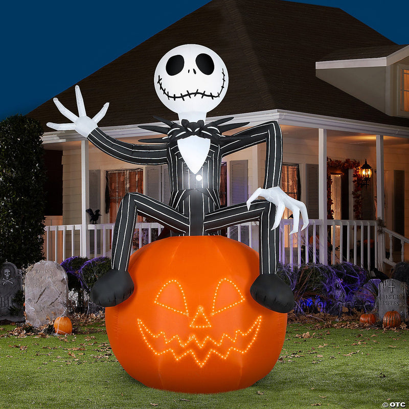 blow-up-inflatable-lightshow-jack-skellington-inflatable-outdoor-yard-decoration-SS220123G-Classic Horror Shop